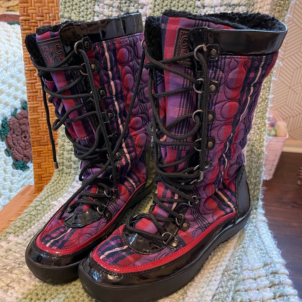 Coach Poppy Peggey Boots size 8